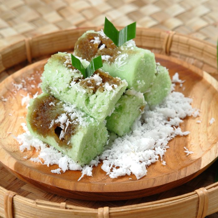 Putu, the sweet (green) snack